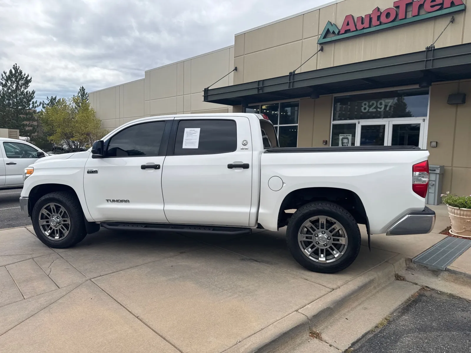 Toyota Tundra photo 7