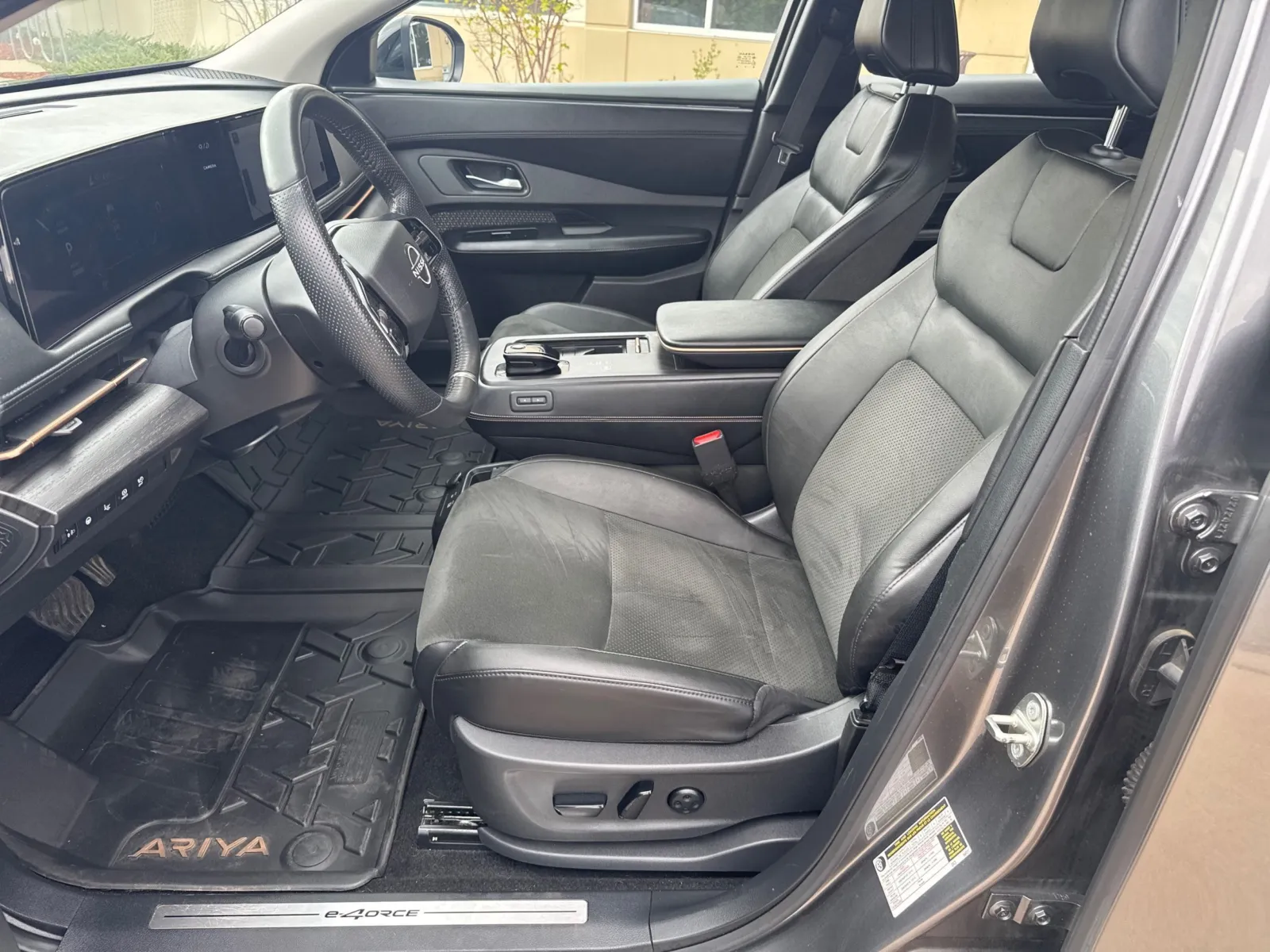 Nissan Ariya photo 31