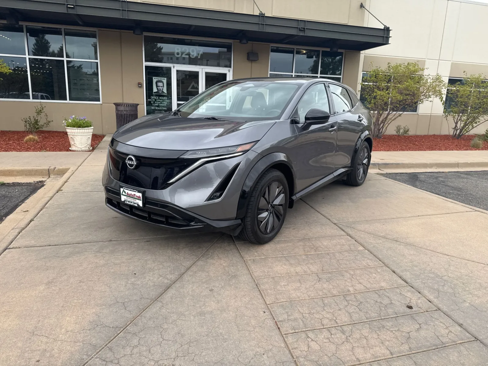 Nissan Ariya photo 2