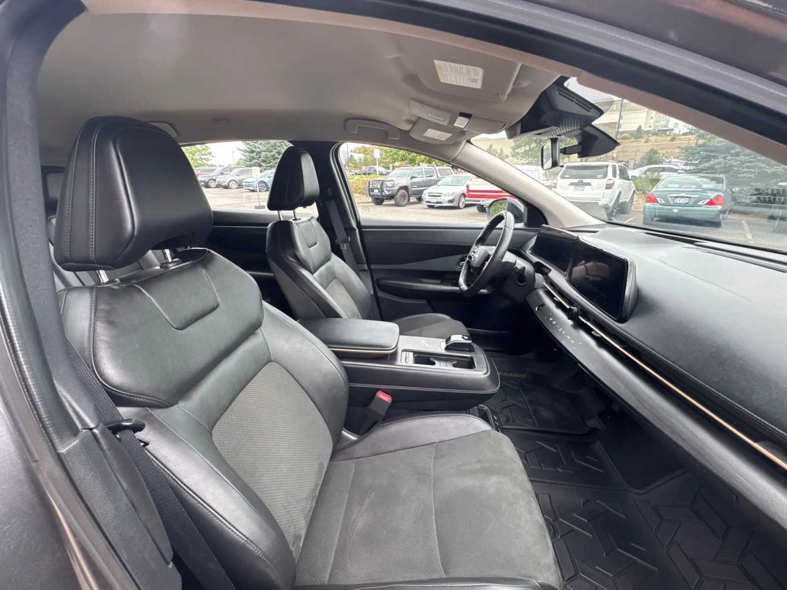 Nissan Ariya photo 19