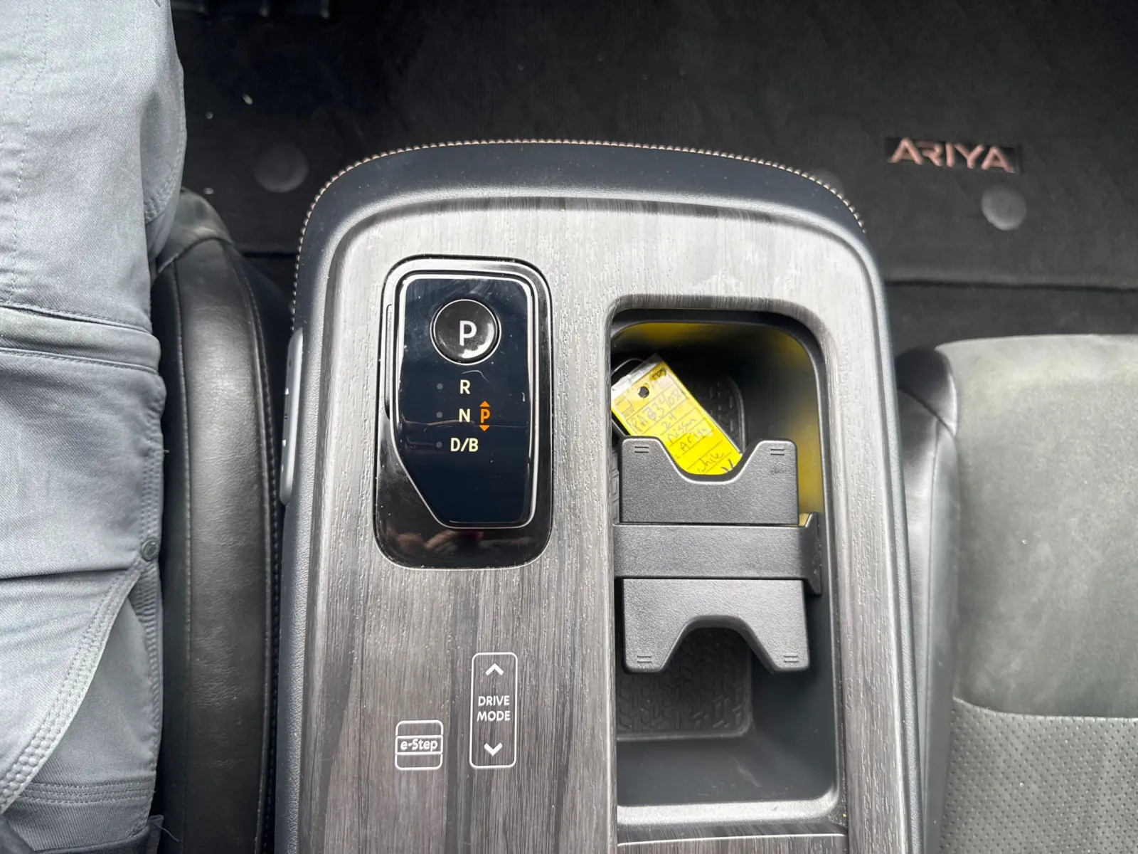 Nissan Ariya photo 36