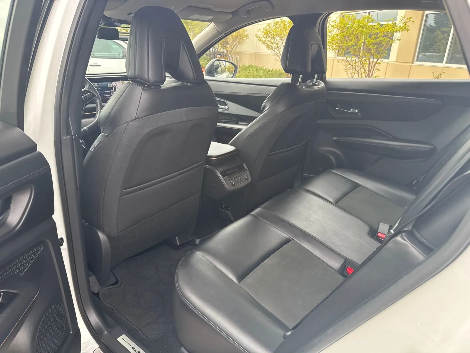 Nissan Ariya photo 25