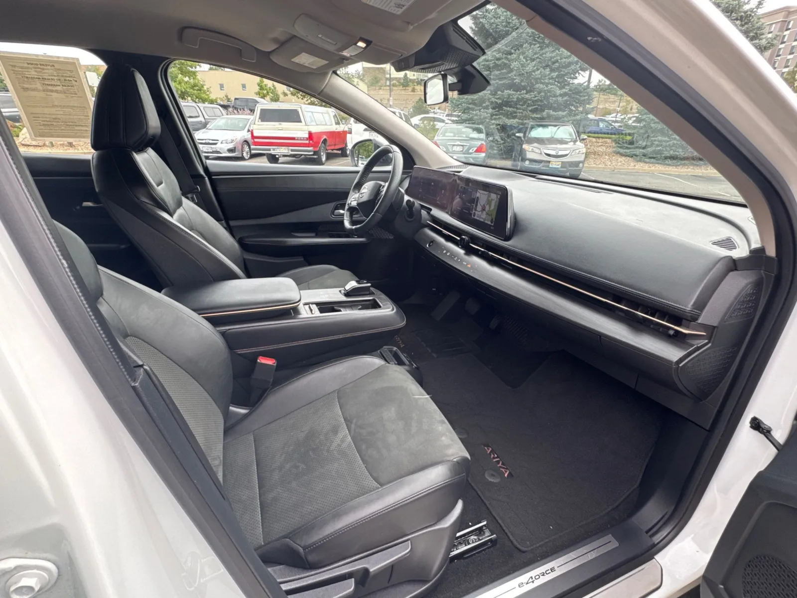 Nissan Ariya photo 17