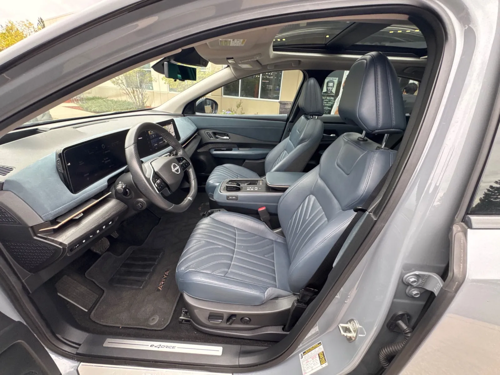 Nissan Ariya photo 30