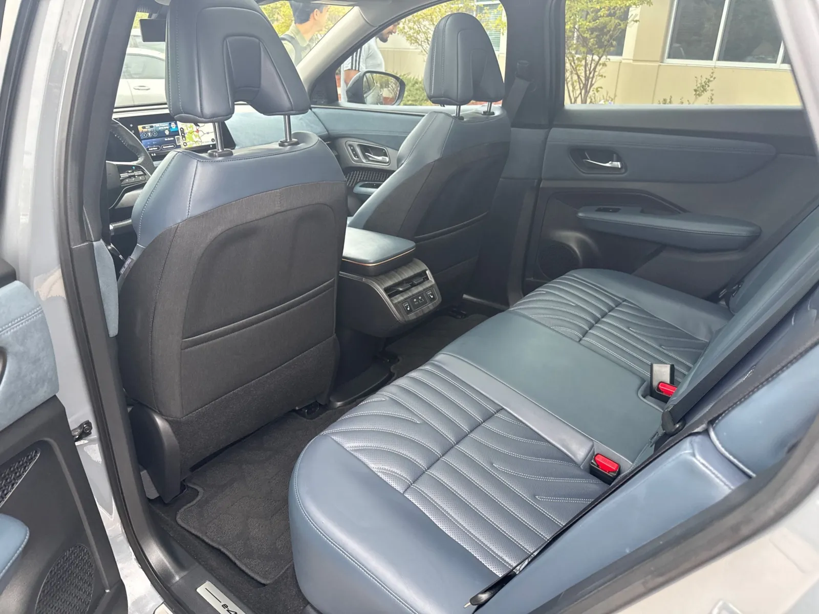 Nissan Ariya photo 25