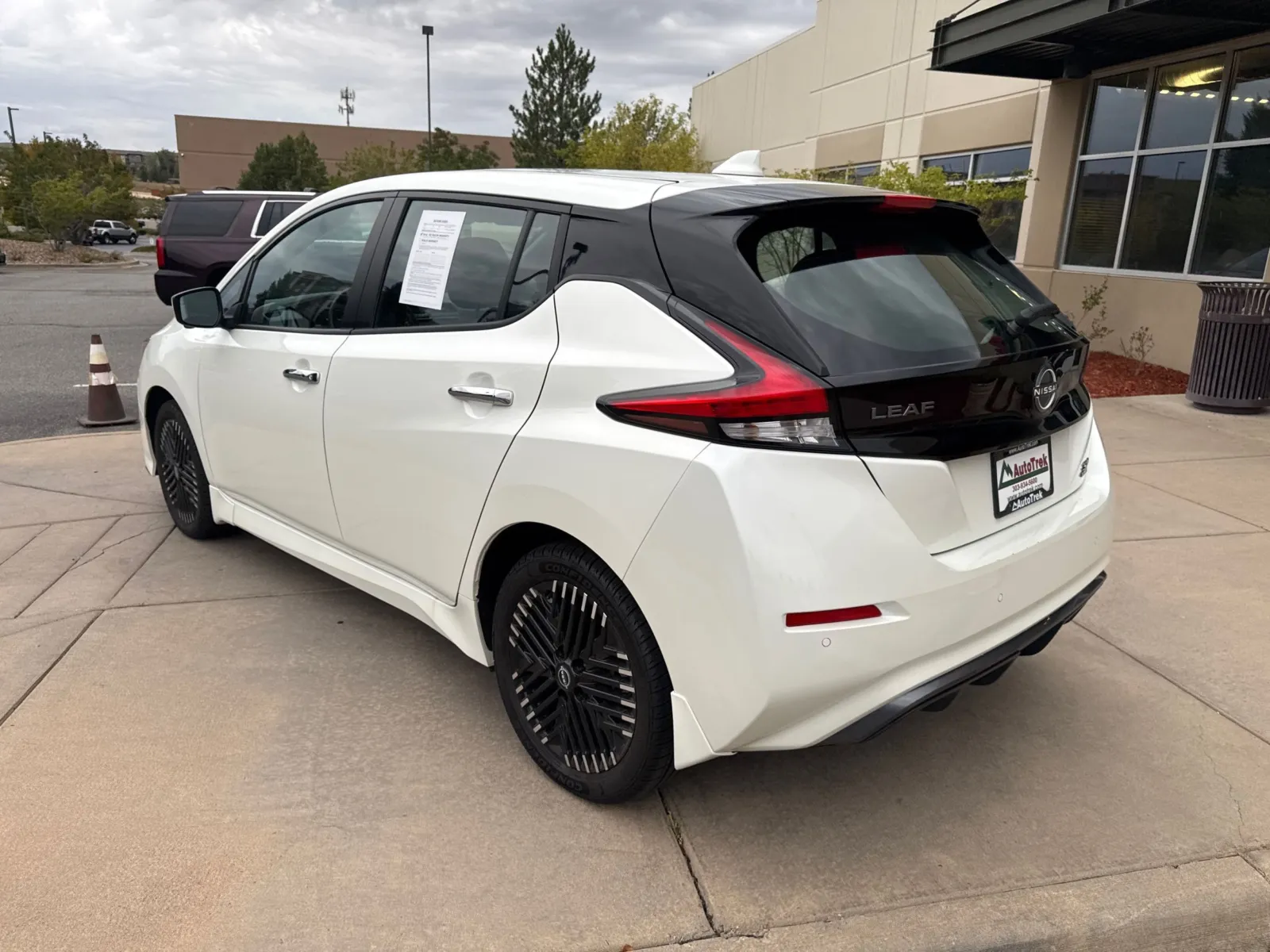 Nissan Leaf photo 9