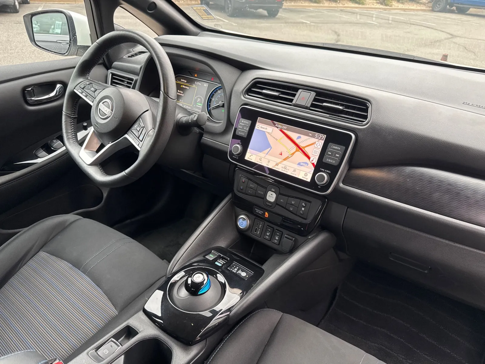 Nissan Leaf photo 18