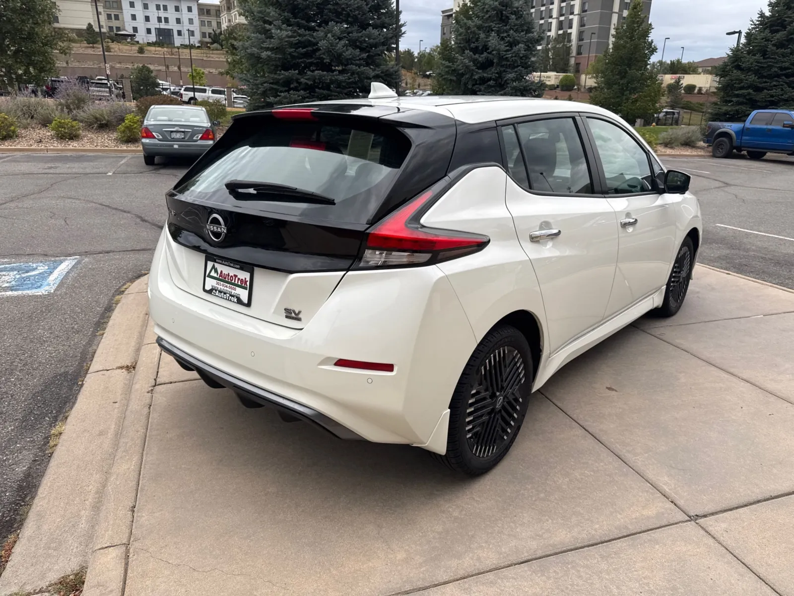 Nissan Leaf photo 7
