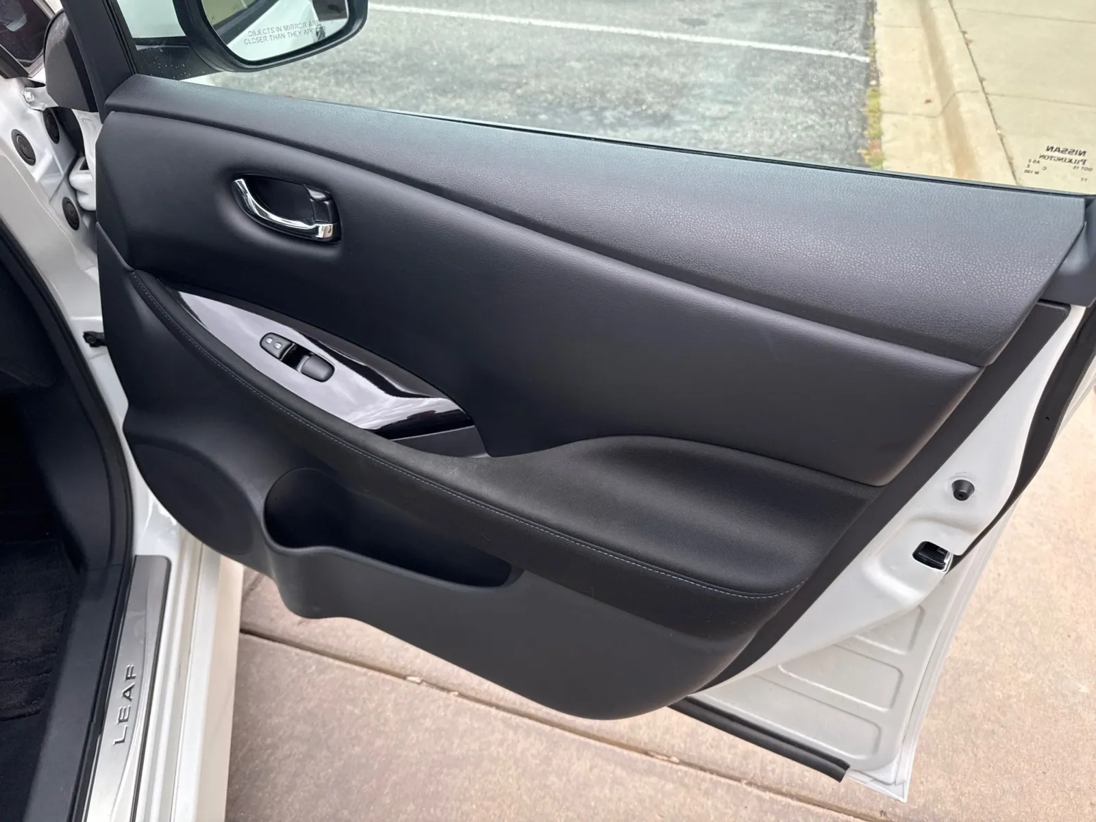 Nissan Leaf photo 16