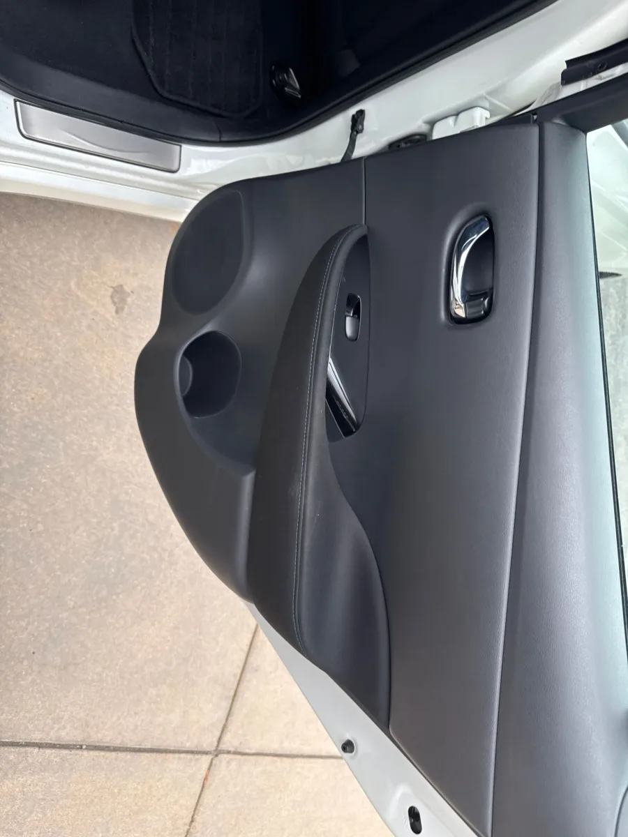 Nissan Leaf photo 19