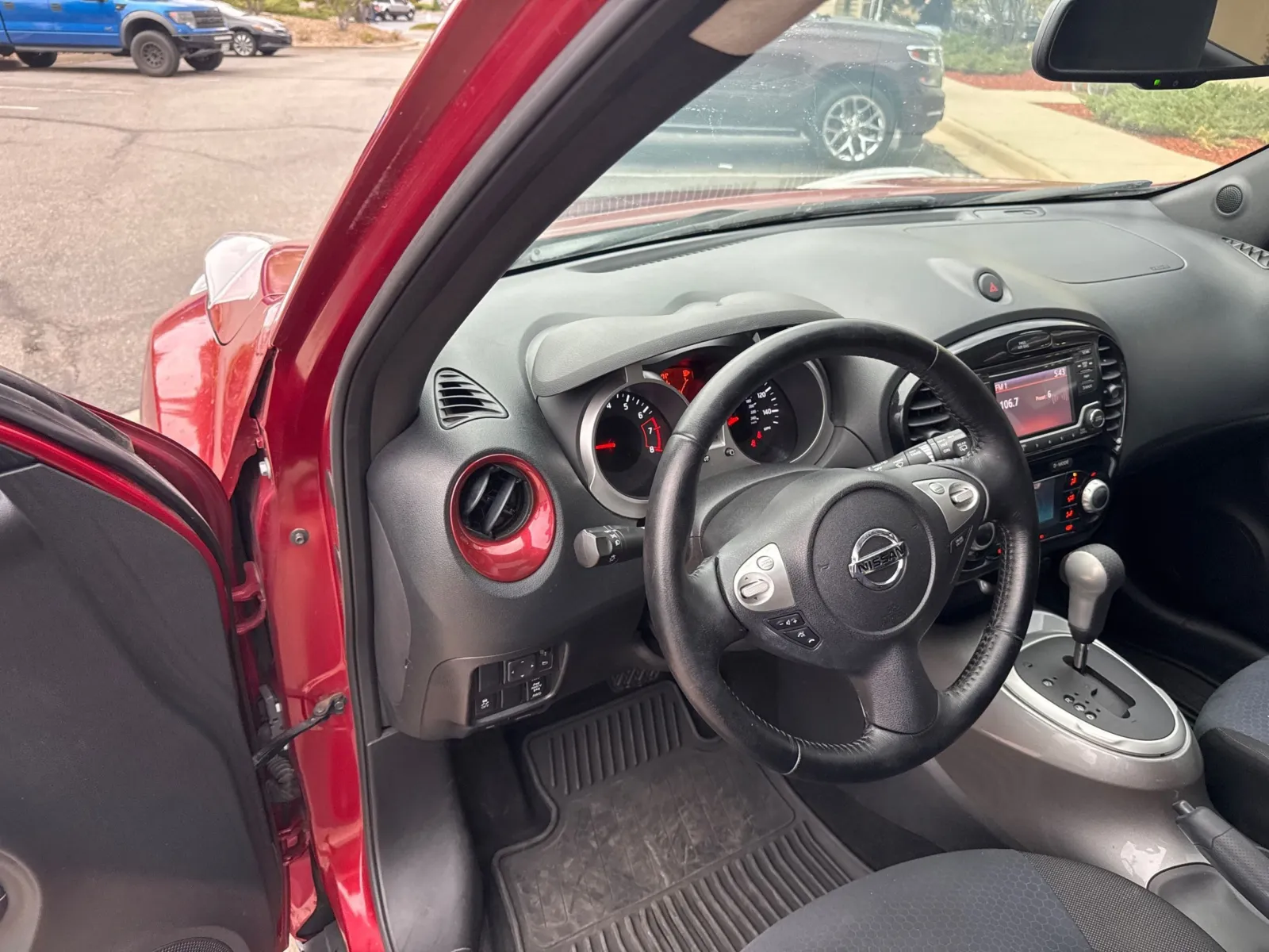 Nissan Juke photo 29
