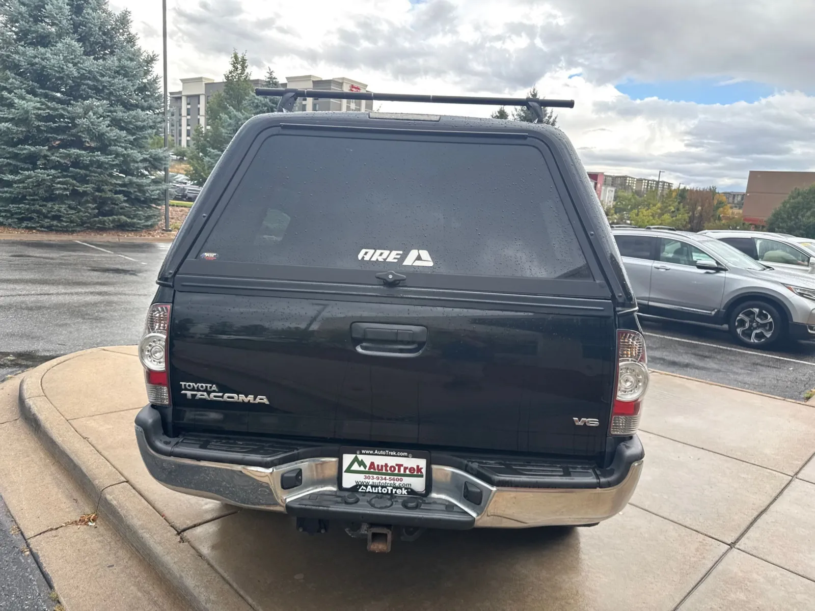Toyota Tacoma photo 8