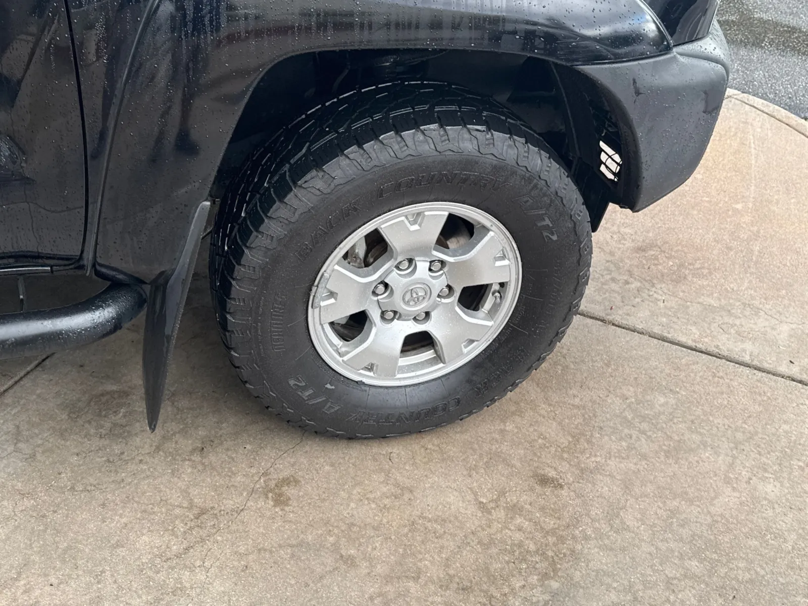 Toyota Tacoma photo 15