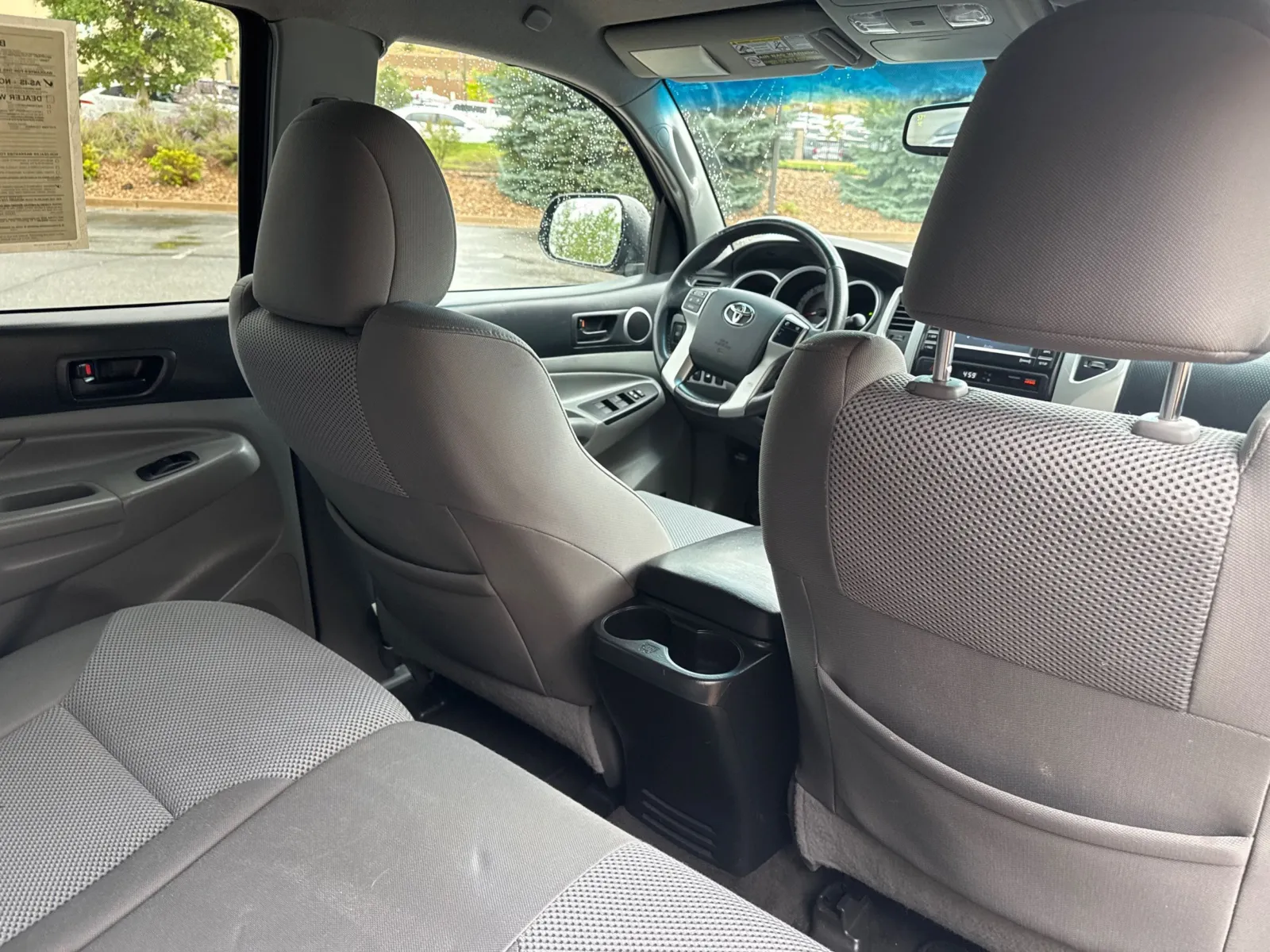 Toyota Tacoma photo 23