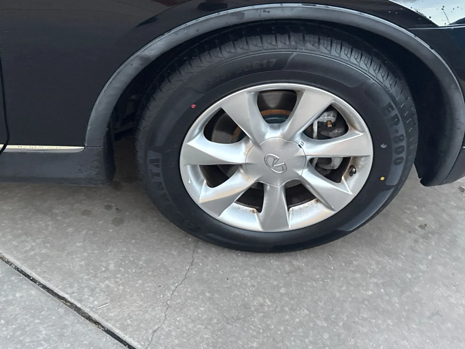 Infiniti EX35 photo 16