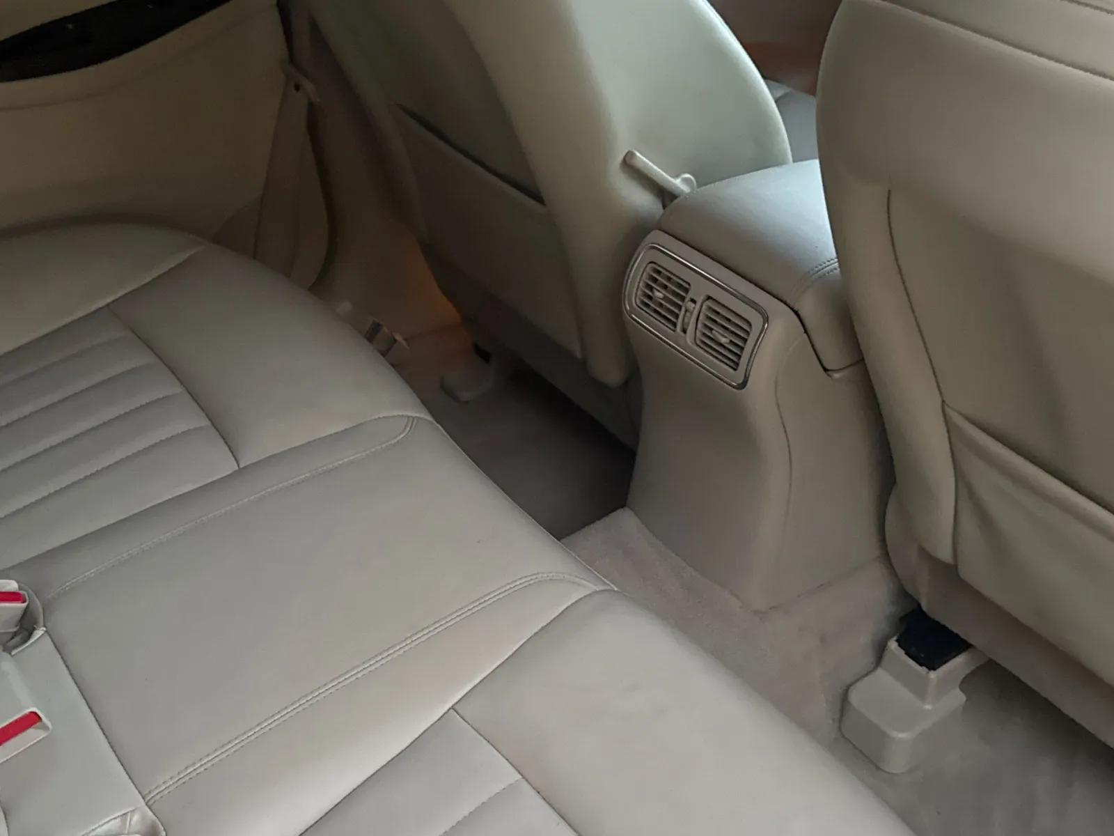 Infiniti EX35 photo 23