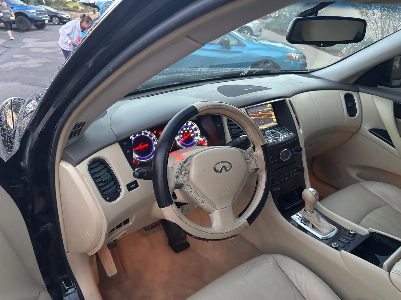 Infiniti EX35 photo 29