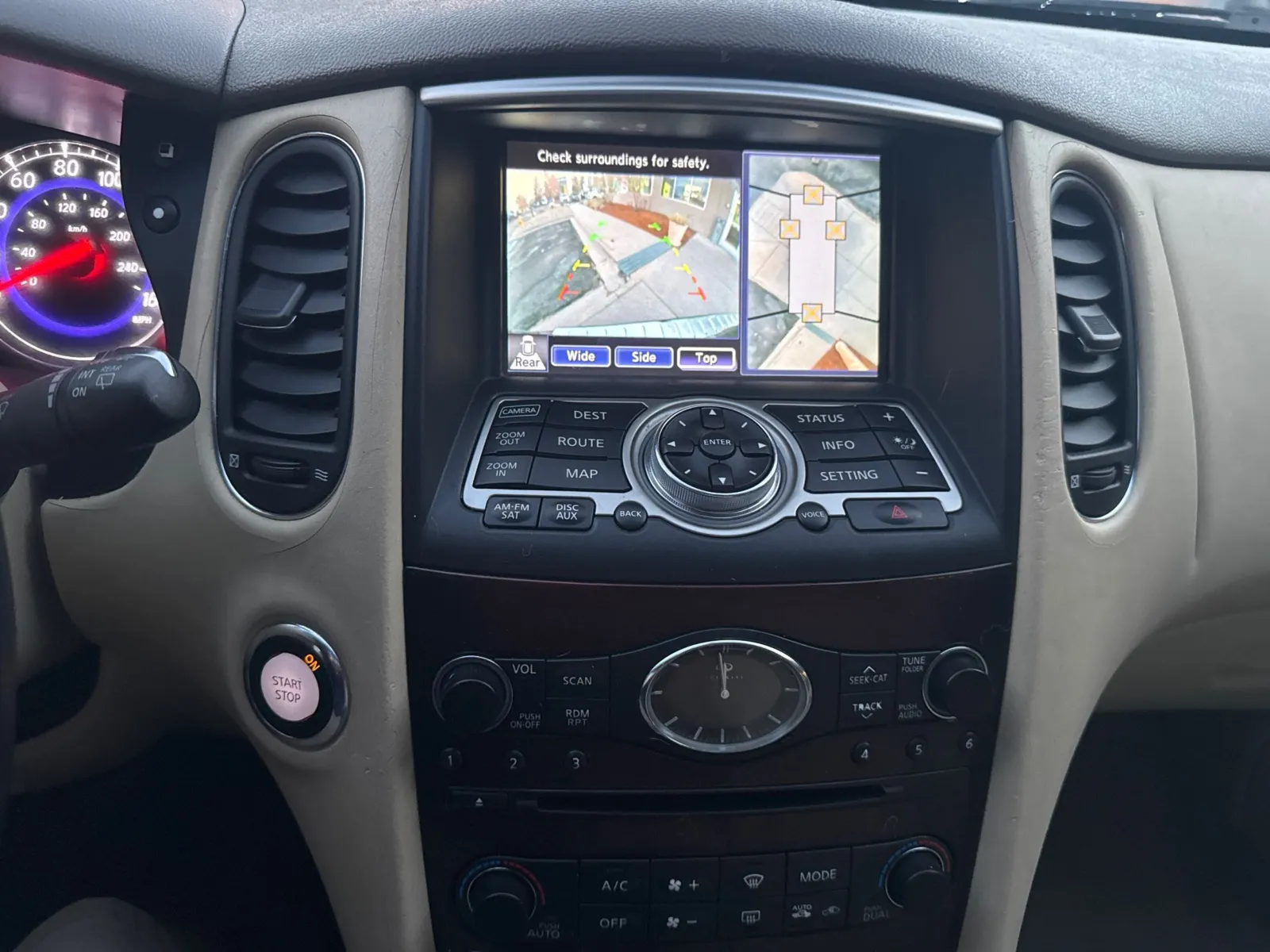 Infiniti EX35 photo 32