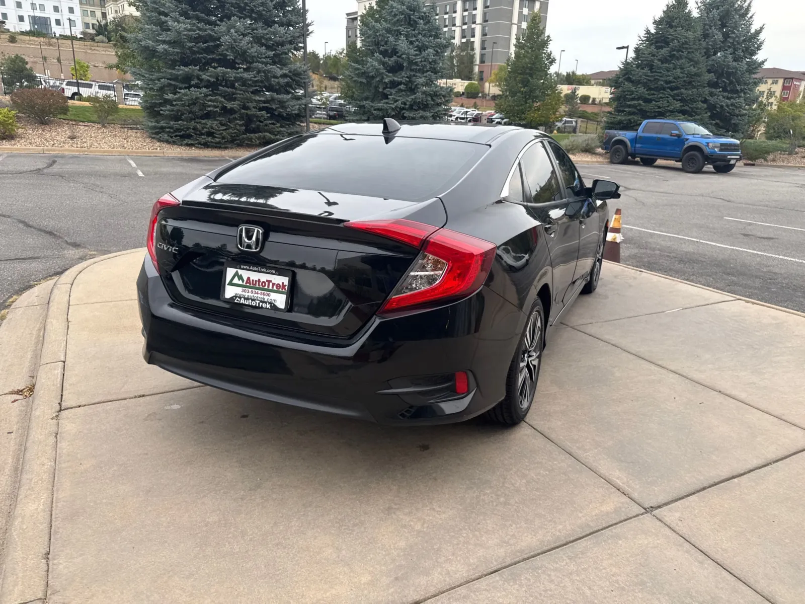 Honda Civic photo 7