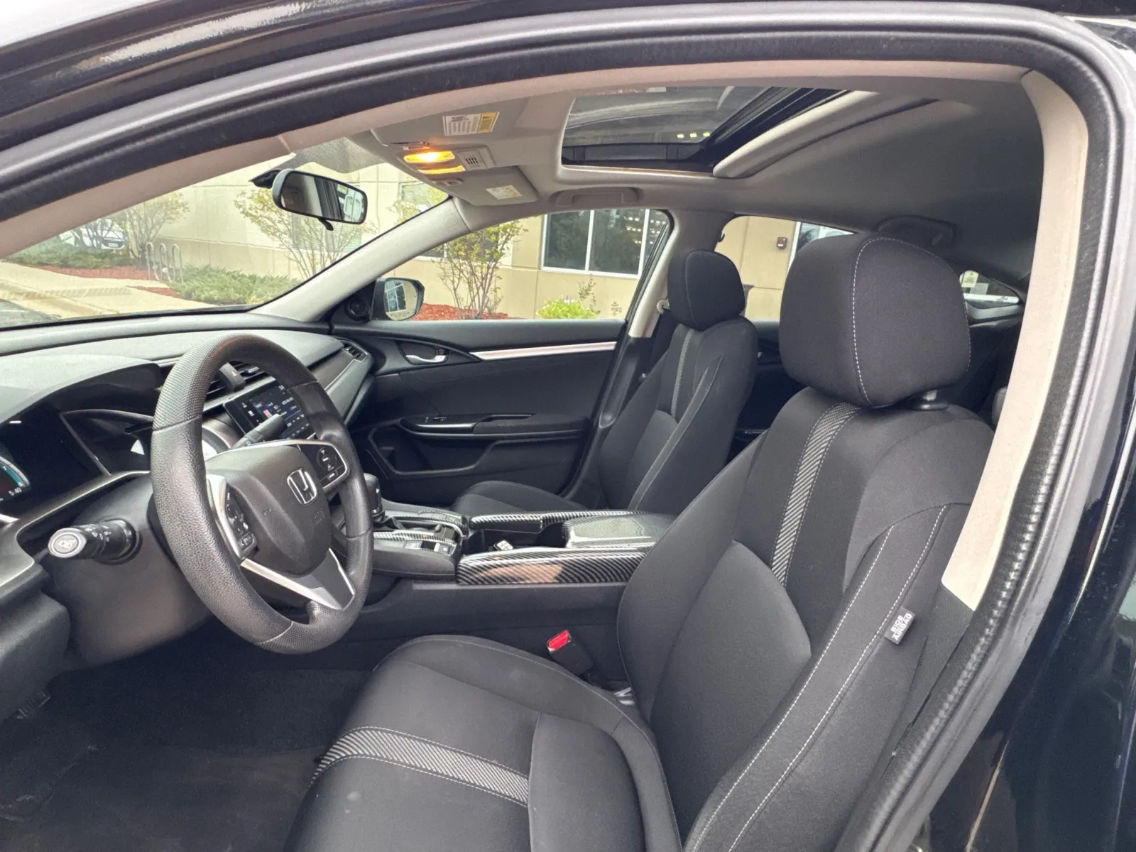 Honda Civic photo 26