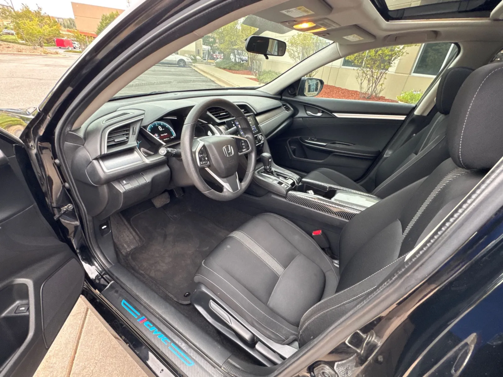 Honda Civic photo 25