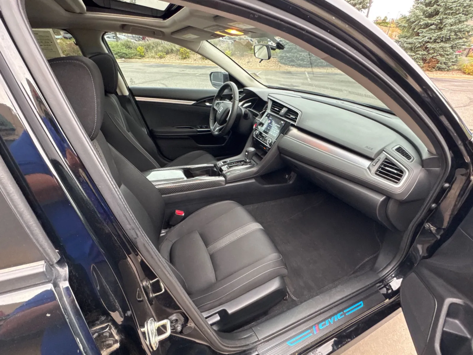 Honda Civic photo 17