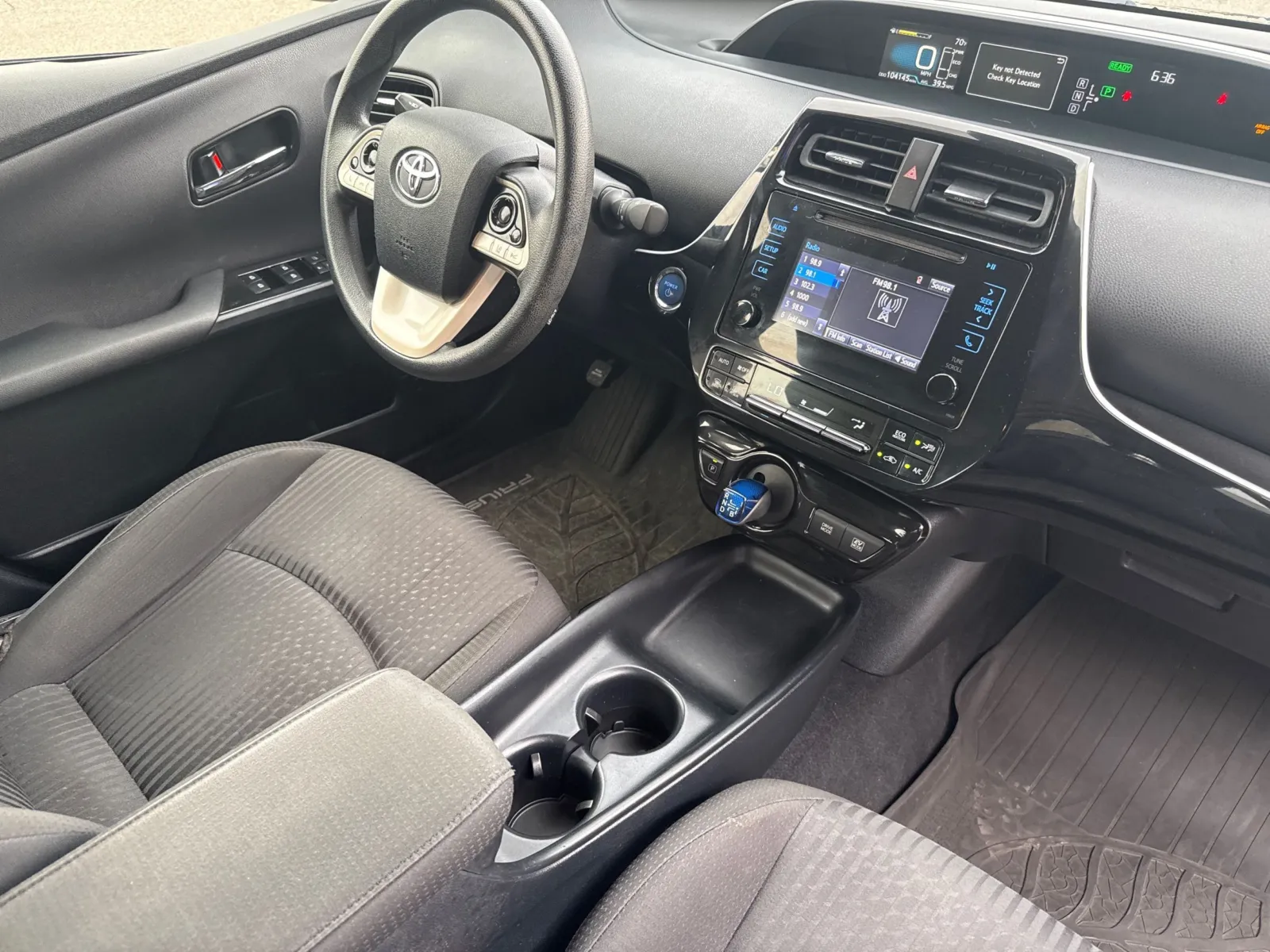 Toyota Prius photo 18