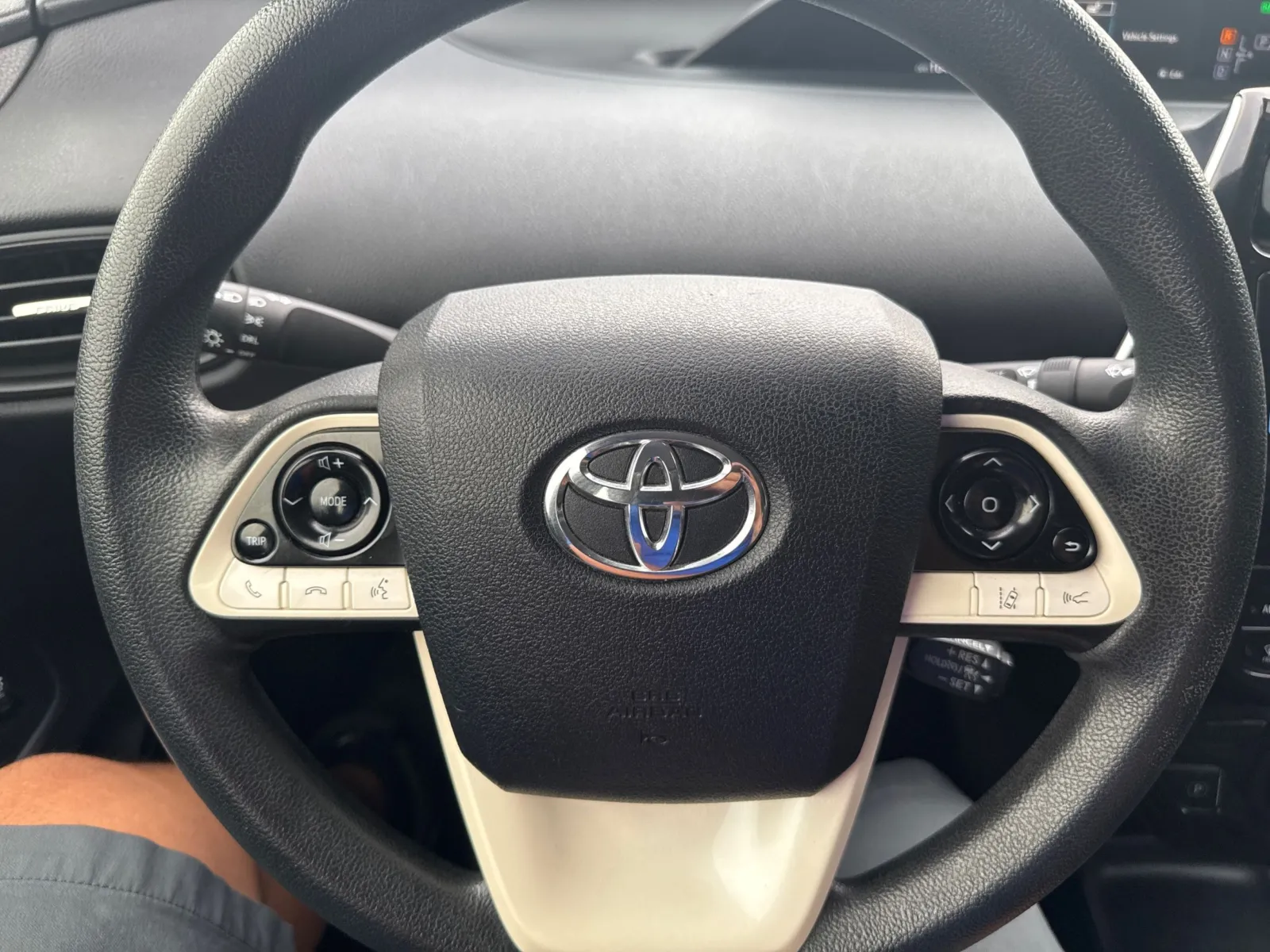 Toyota Prius photo 32