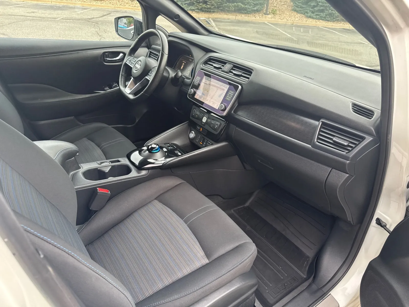 Nissan Leaf photo 17