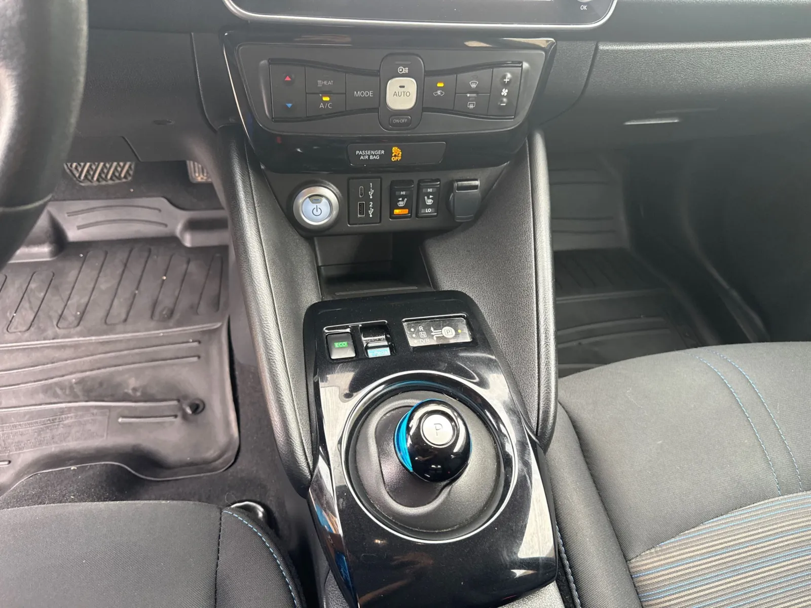 Nissan Leaf photo 28