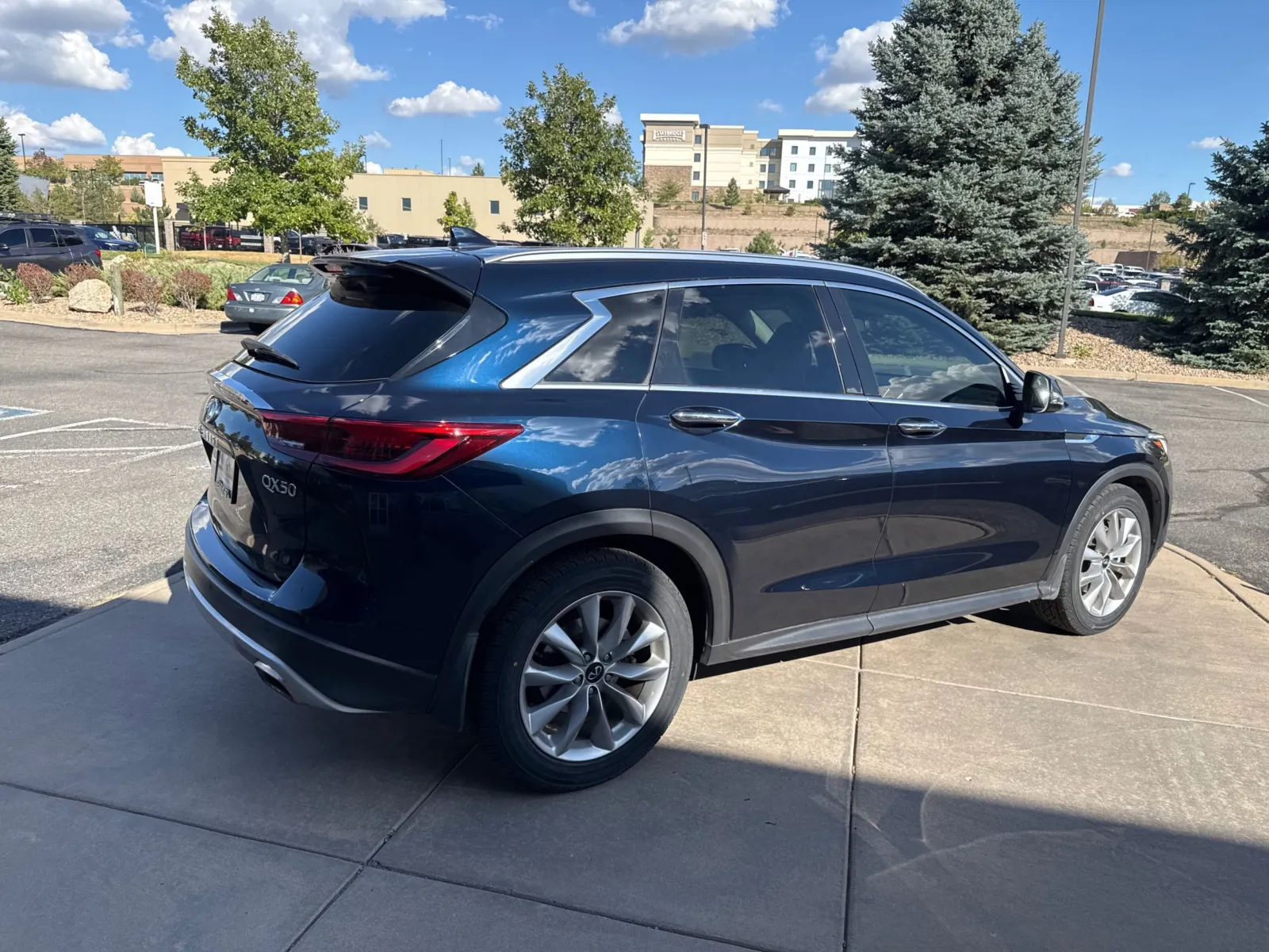 Infiniti QX50 photo 6