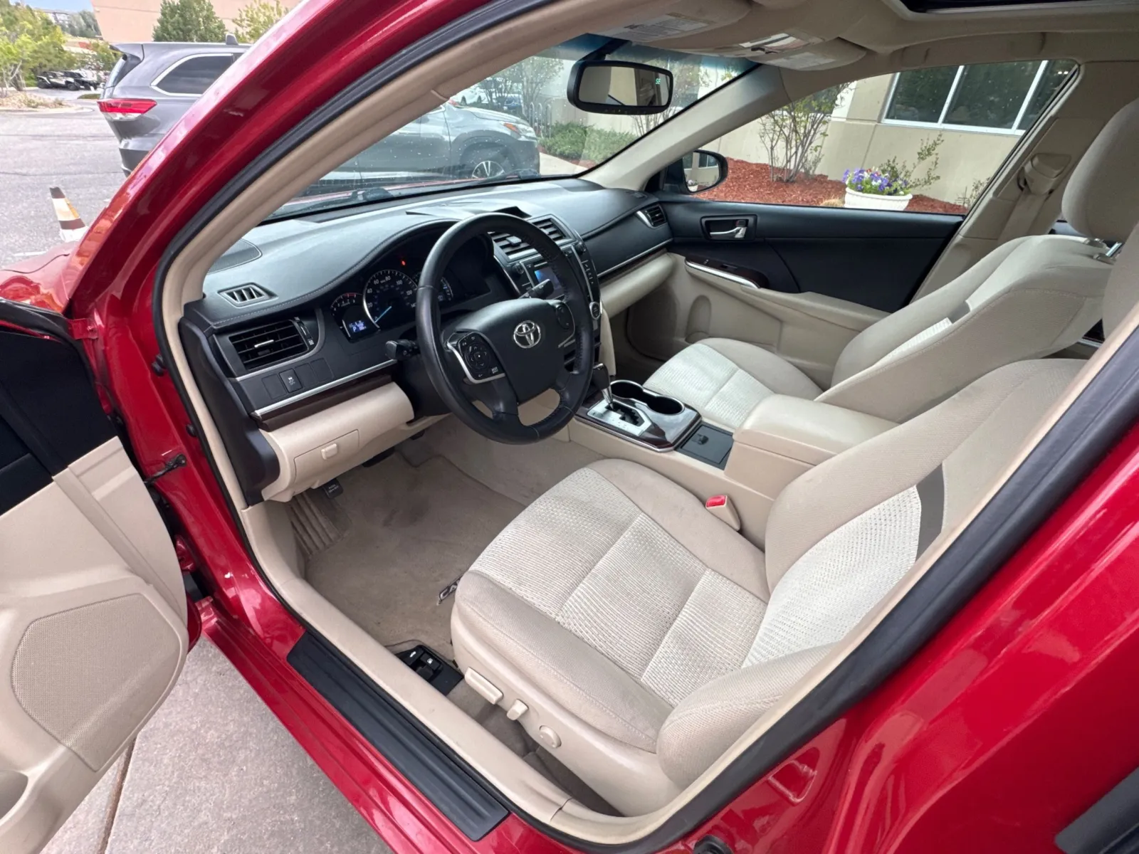 Toyota Camry photo 24