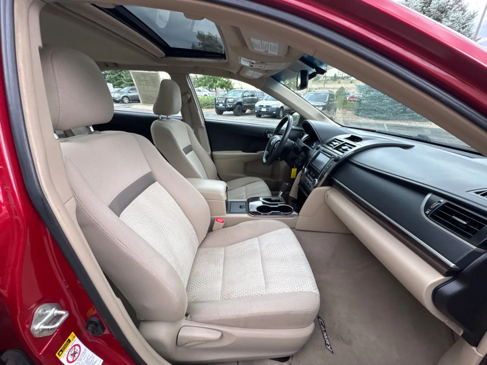 Toyota Camry photo 17