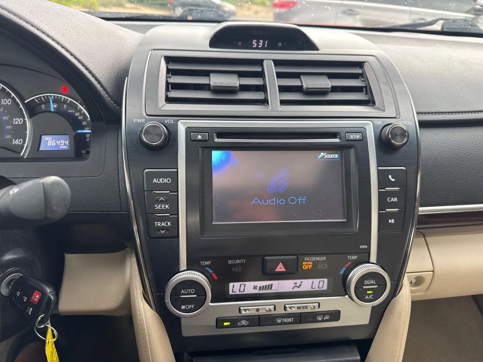 Toyota Camry photo 29