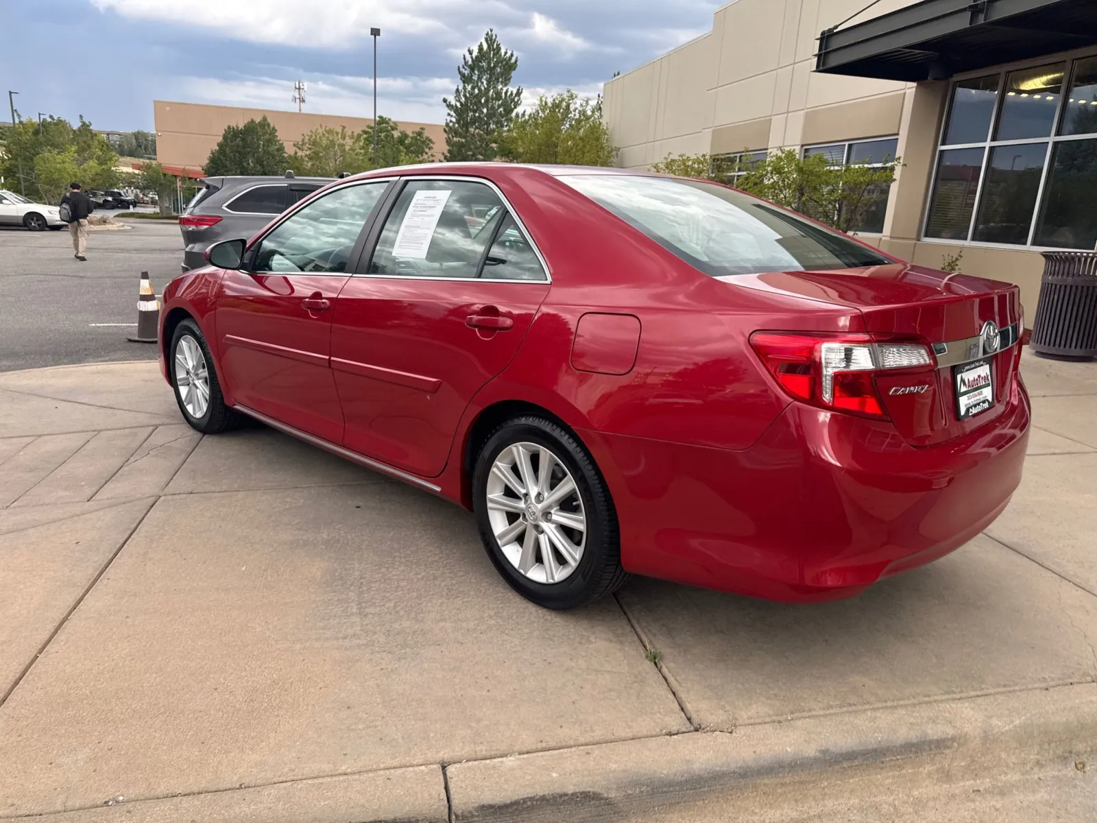 Toyota Camry photo 8