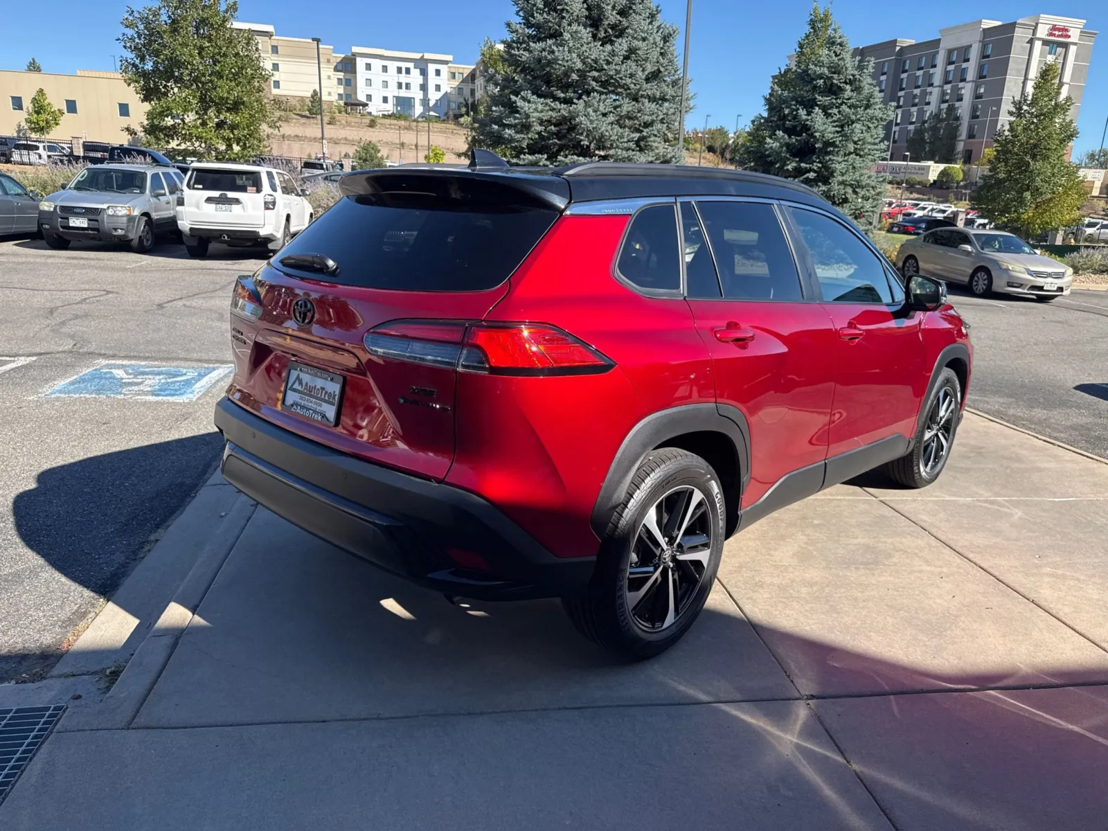 Toyota Corolla Cross photo 7