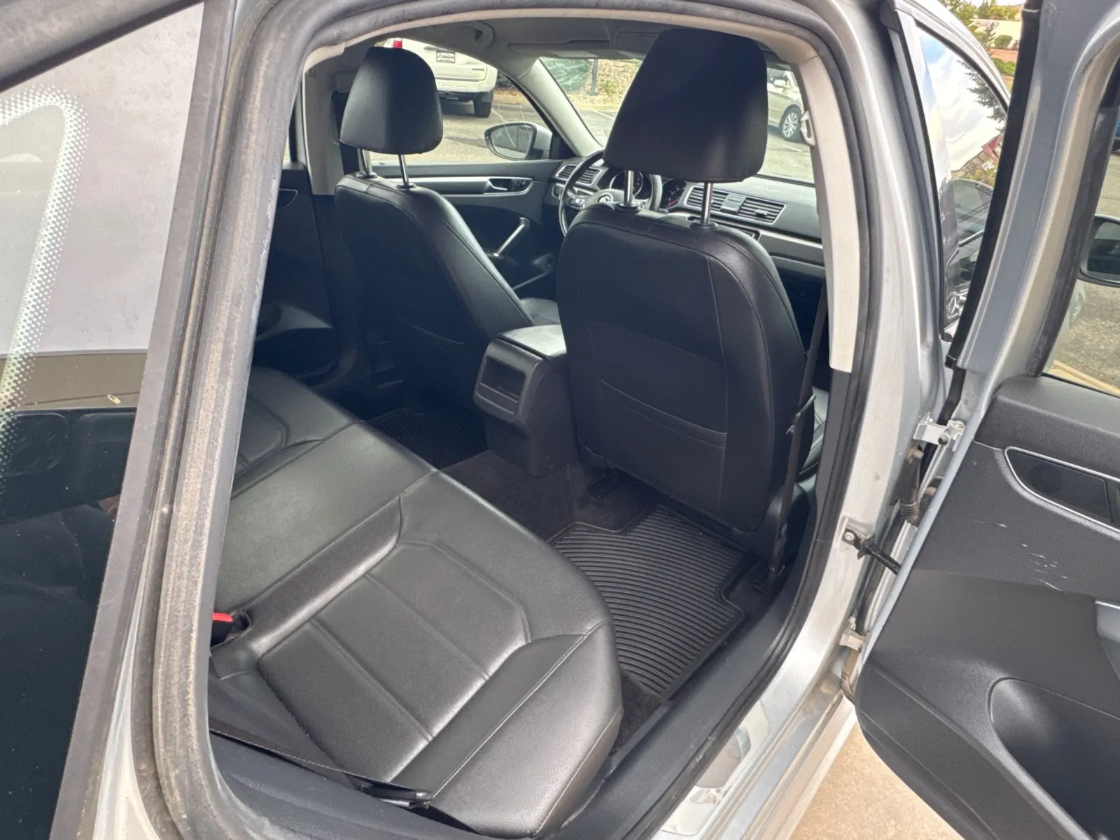 Volkswagen Passat photo 21