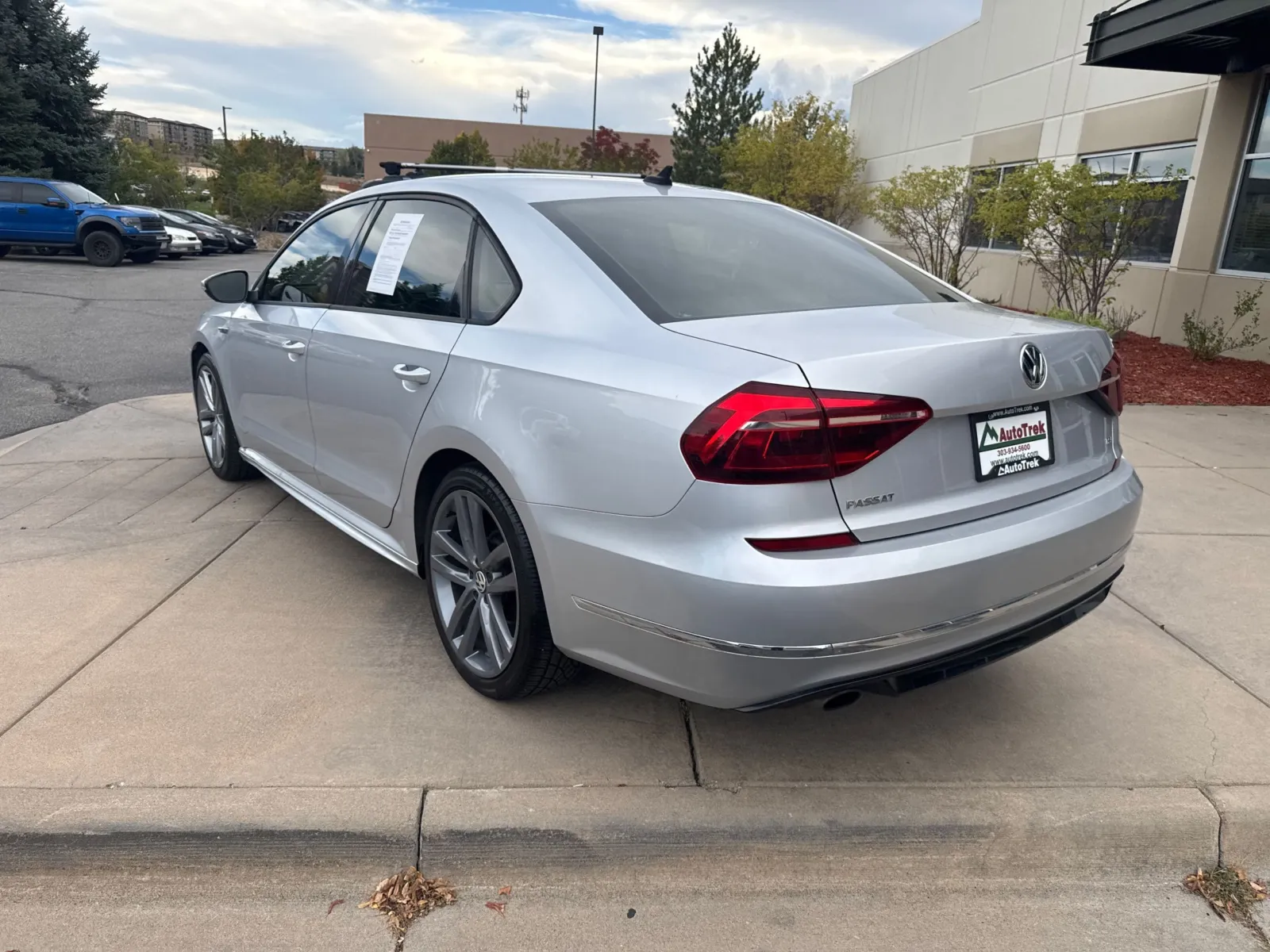 Volkswagen Passat photo 9