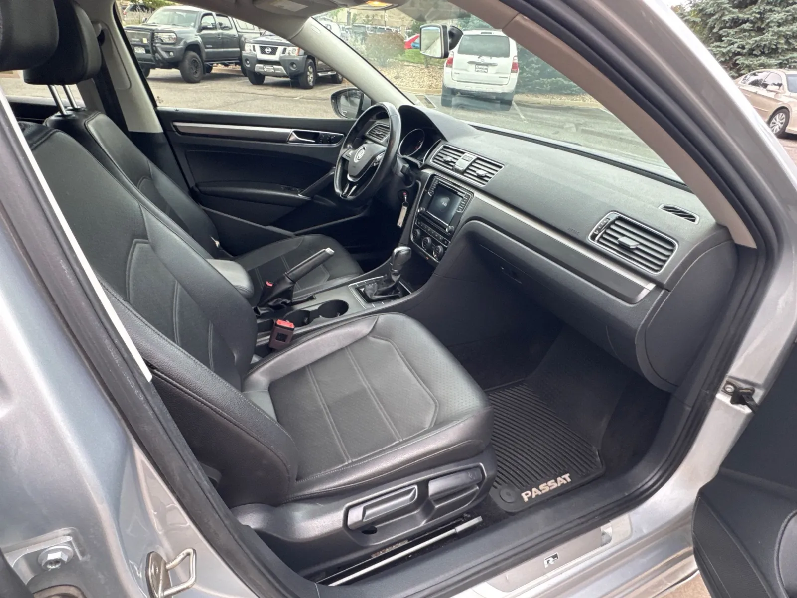 Volkswagen Passat photo 17