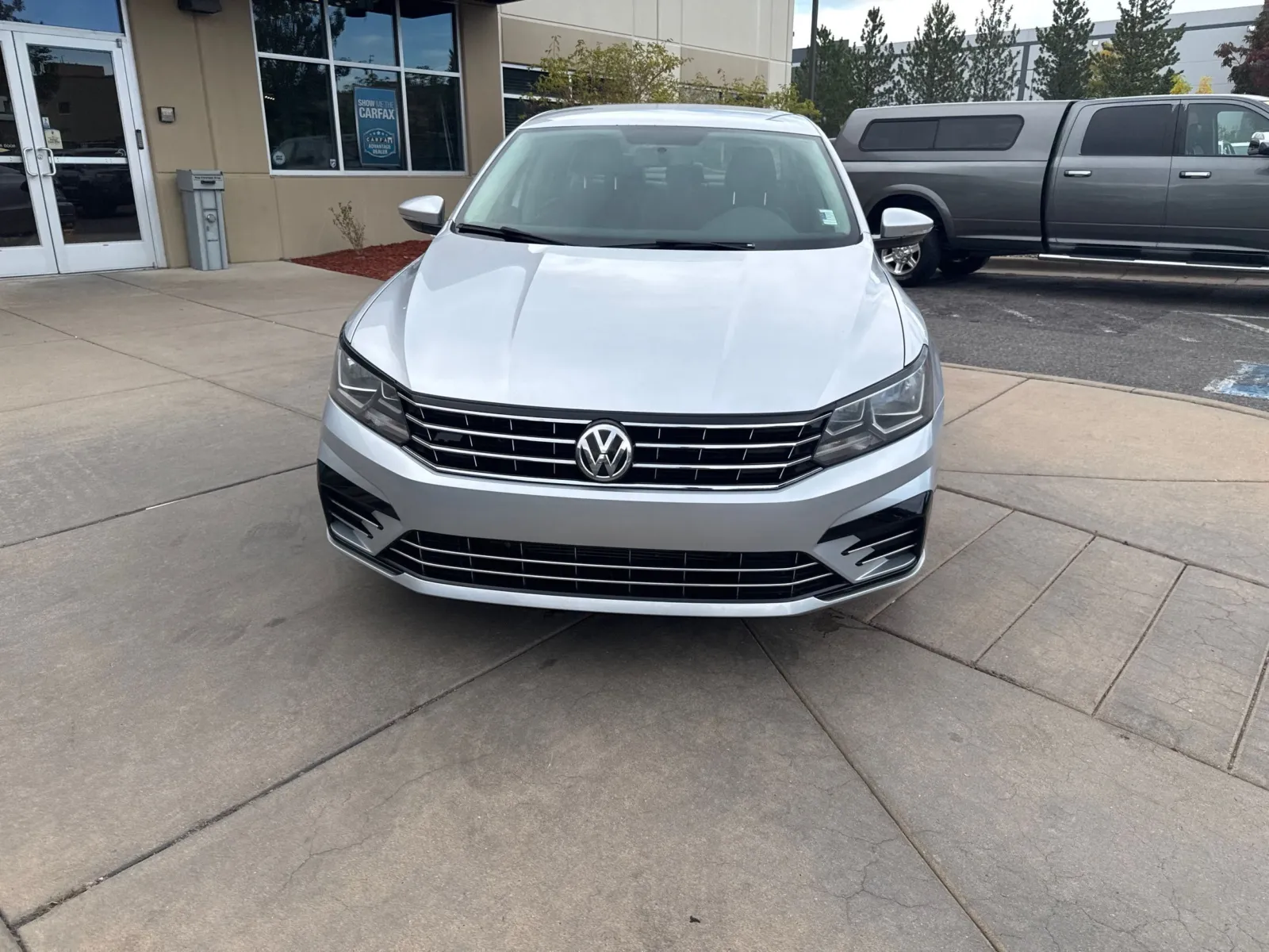 Volkswagen Passat photo 3