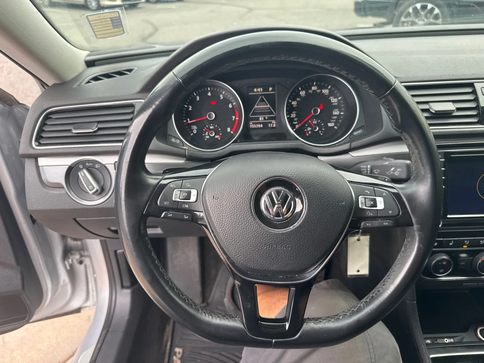 Volkswagen Passat photo 30