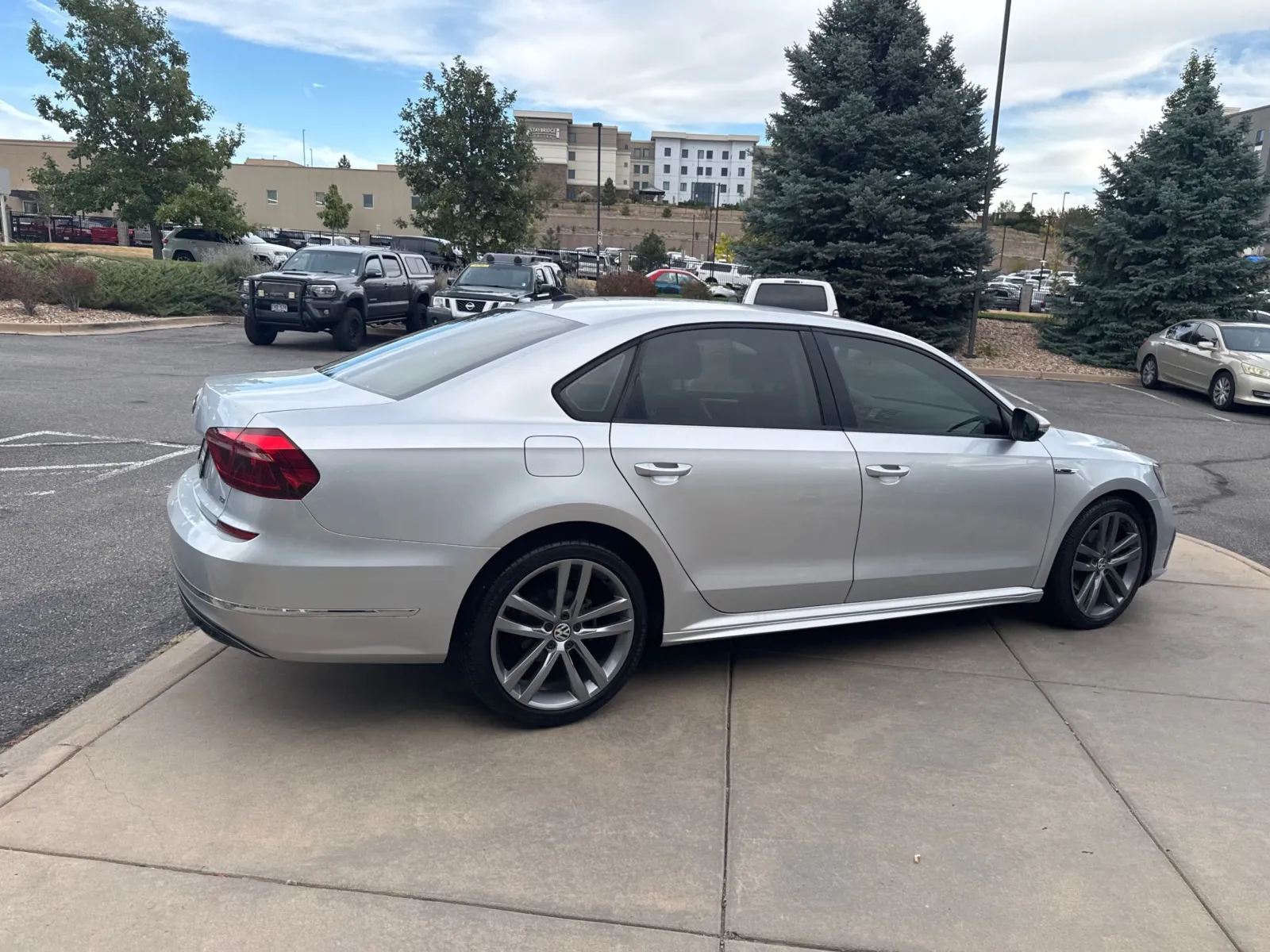 Volkswagen Passat photo 6