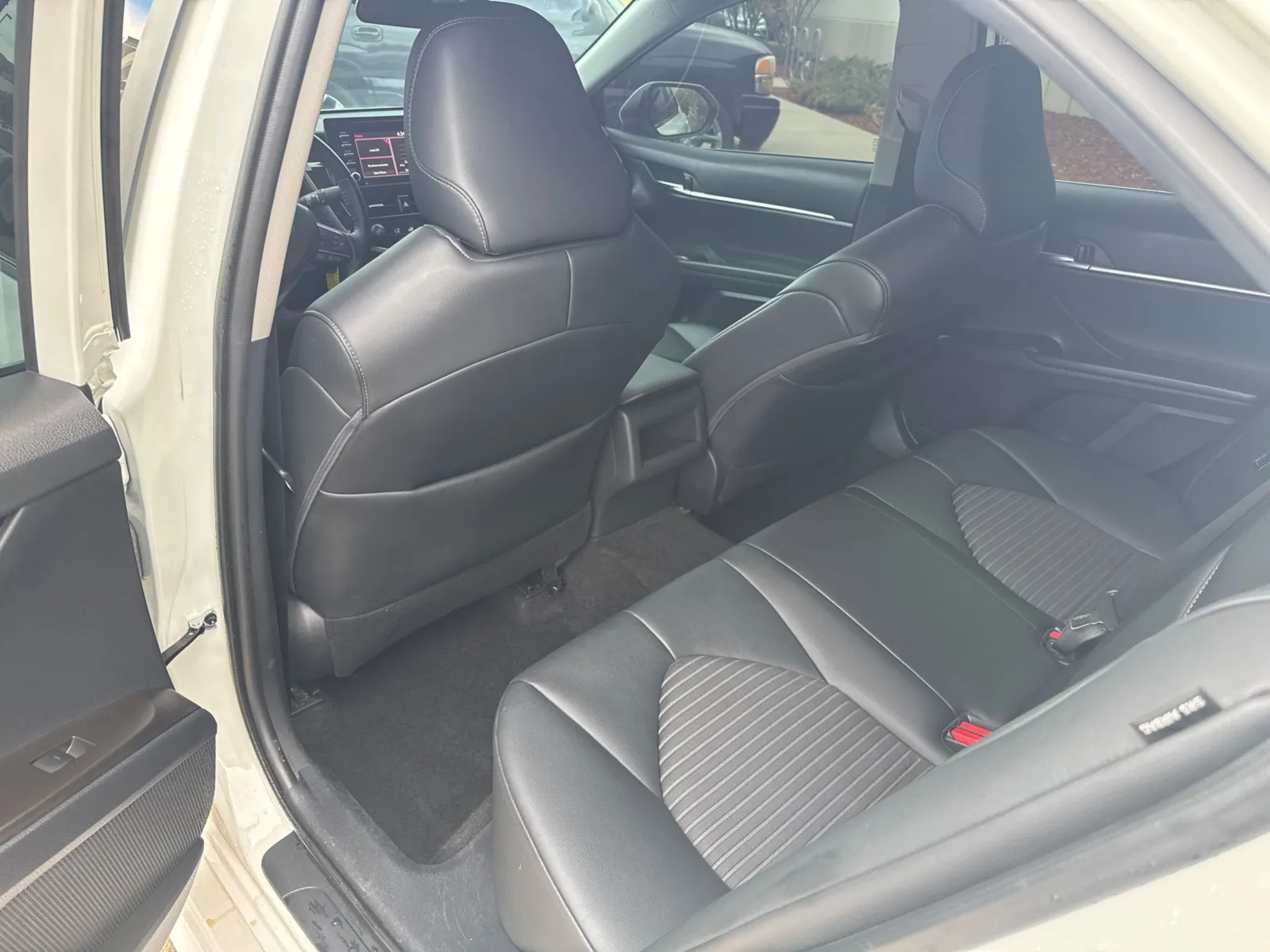 Toyota Camry photo 22