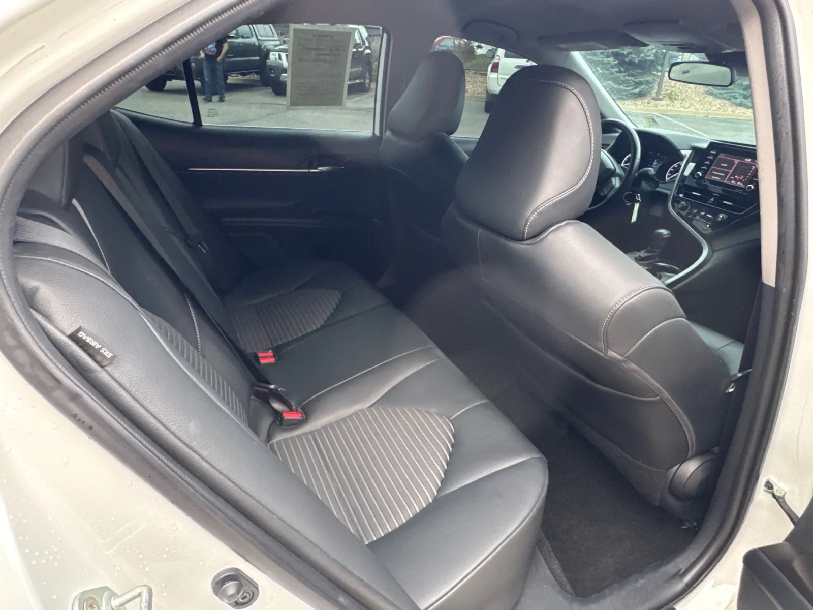 Toyota Camry photo 21