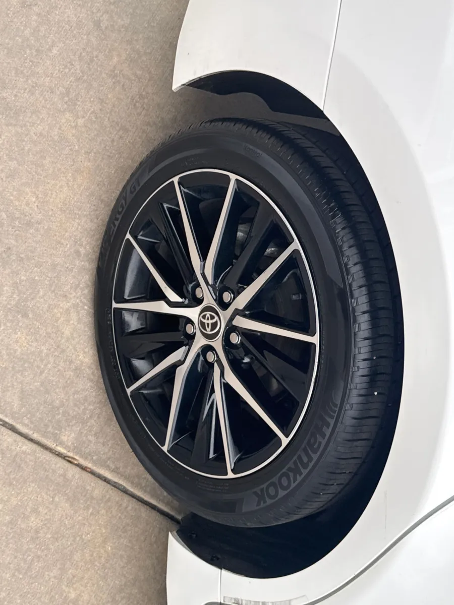 Toyota Camry photo 15