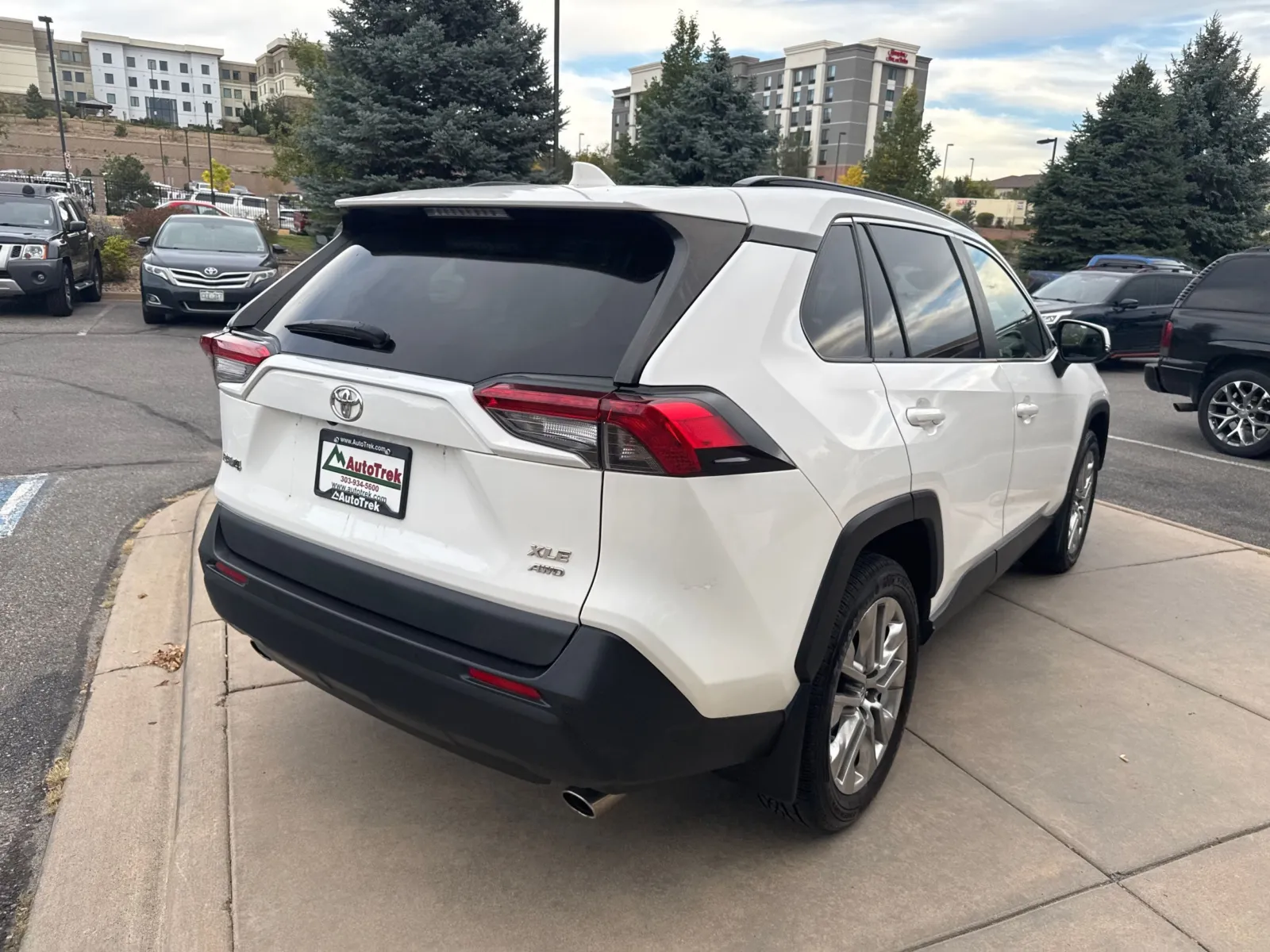 Toyota RAV4 photo 7