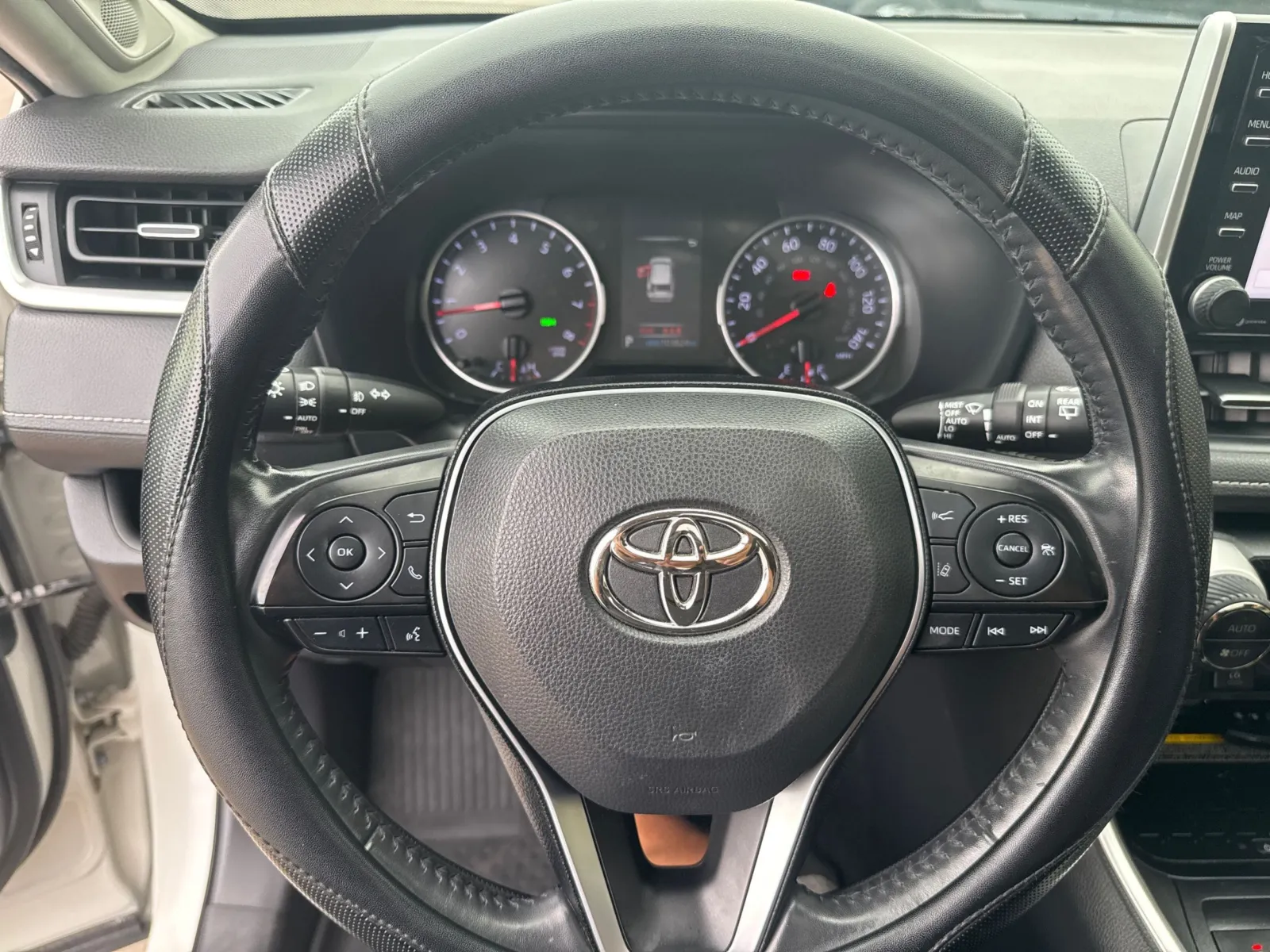 Toyota RAV4 photo 26