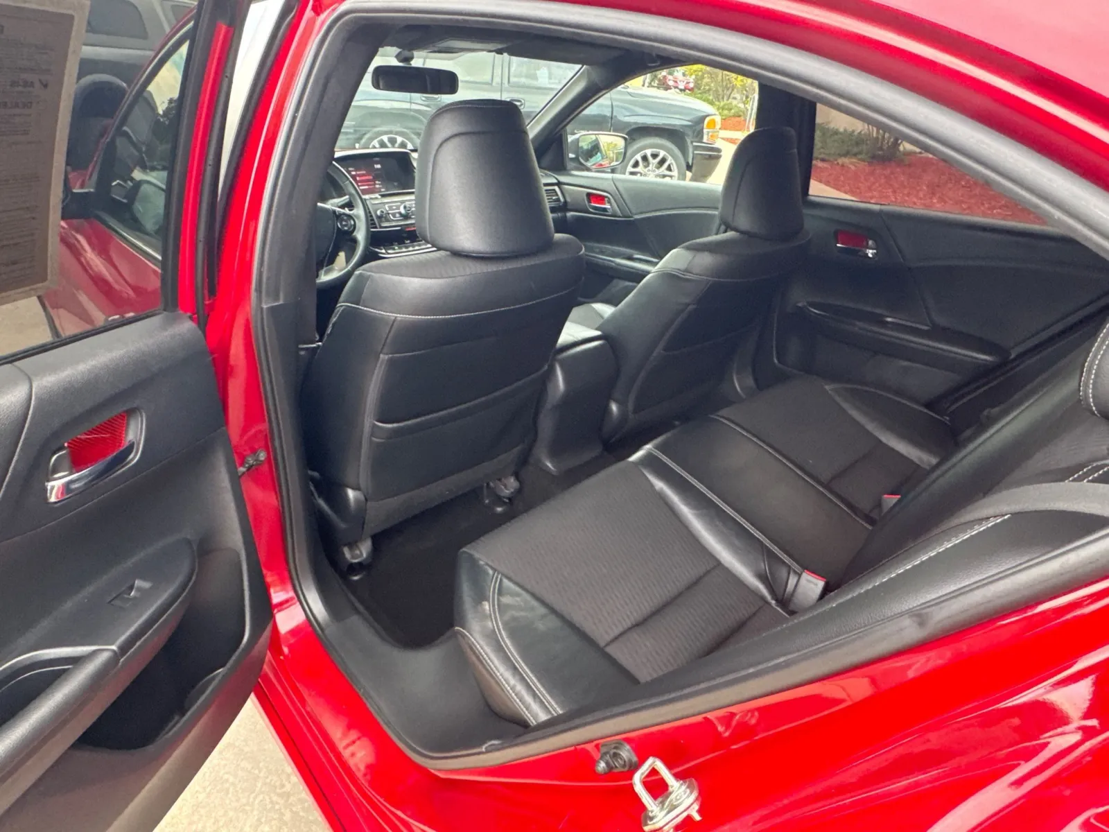 Honda Accord photo 22