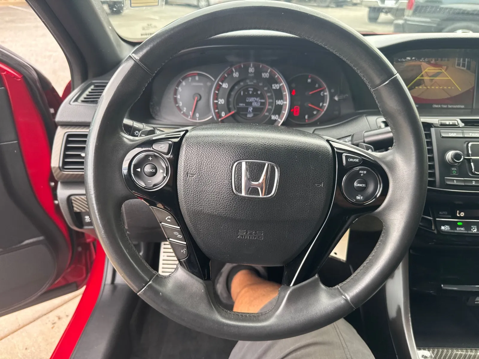 Honda Accord photo 30