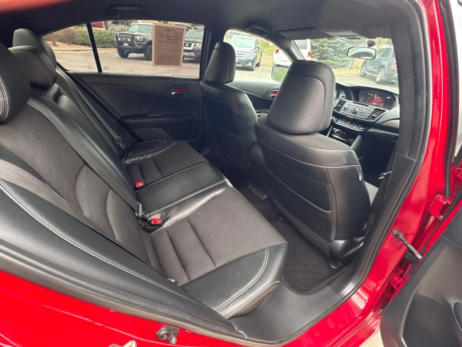 Honda Accord photo 21